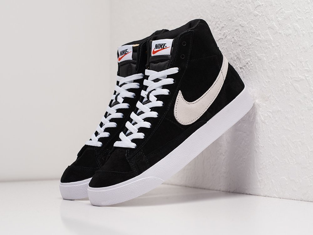 Nike Blazer Mid suede