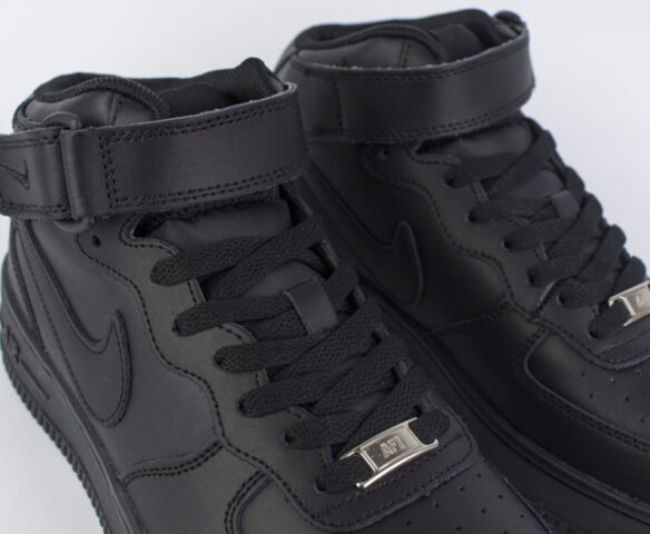 Air force 1 mid triple black best sale