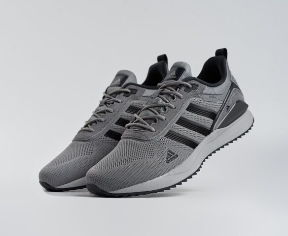 Adidas серые 44577 Adidas серые 44577