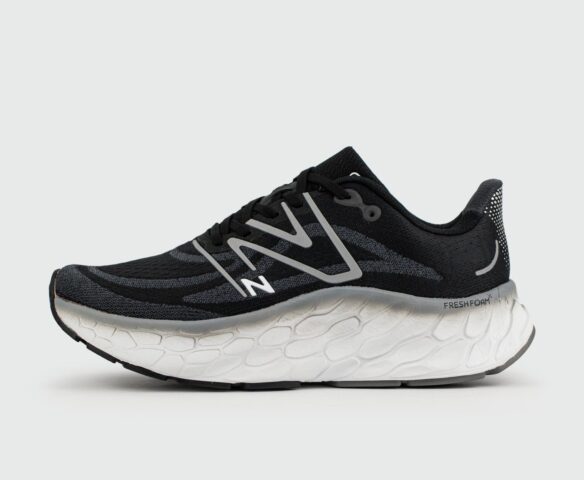 New Balance Fresh Foam x More V4 Black White