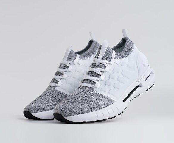Under Armour HOVR Phantom 1 Белые 45076. Вид 1
