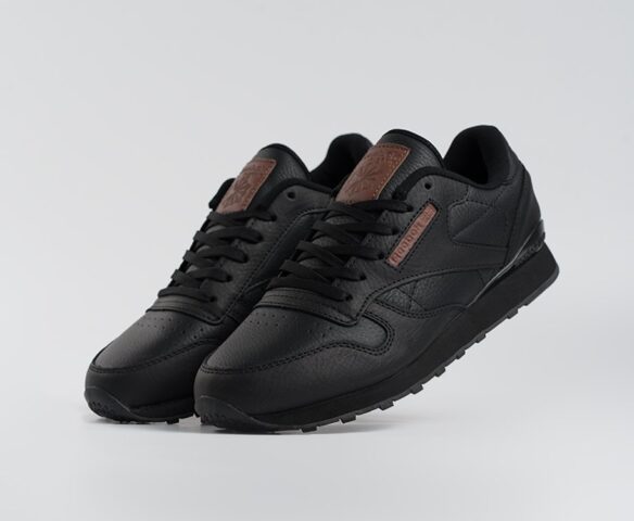 Reebok Classic Черные 44842 Reebok Classic Черные 44842